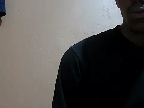 Snapshot of shadez94 chatting on 25, 9, 2025 shadez94 online show from 25, 9, 2025