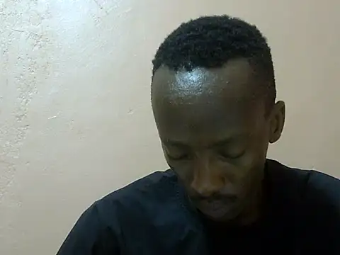 Snapshot of shadez94 chatting on 4, 10, 2025 shadez94 online show from 4, 10, 2025