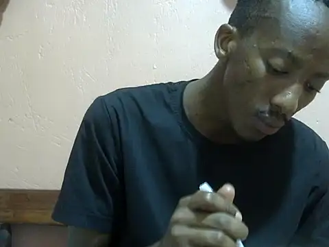 Snapshot of shadez94 chatting on 5, 10, 2025 shadez94 online show from 5, 10, 2025