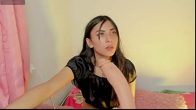 Alanaloiiss  online show from 20, 2, 2026