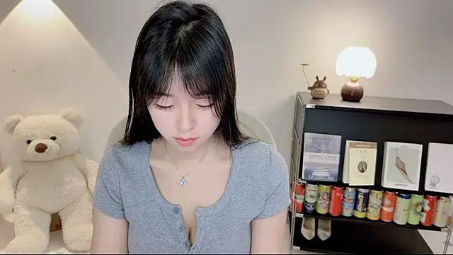 Onechestnut online show from 11, 6, 2026