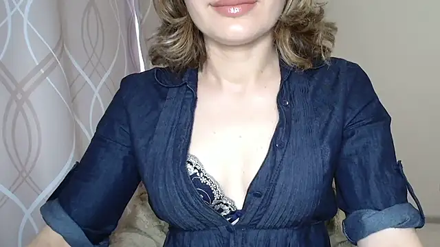 Snapshot of miss__Sophie chatting on 10, 9, 2025 miss  Sophie online show from 10, 9, 2025