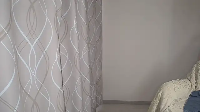 miss  Sophie online show from 14, 12, 2025