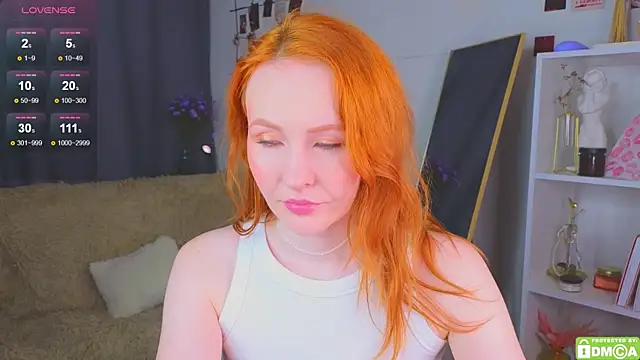 Snapshot of JoyceJones chatting on 29, 9, 2025 JoyceJones online show from 29, 9, 2025