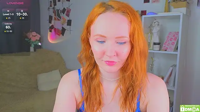Snapshot of JoyceJones chatting on 15, 10, 2025 JoyceJones online show from 15, 10, 2025