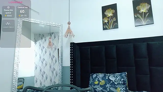 Snapshot of daddyysObsessed chatting on 2, 12, 2025 daddyysObsessed online show from 2, 12, 2025