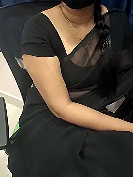 Anuforyou19 online show from 4, 10, 2025