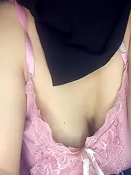 Snapshot of yaraa49 chatting on 2, 3, 2026 yaraa49 online show from 2, 3, 2026