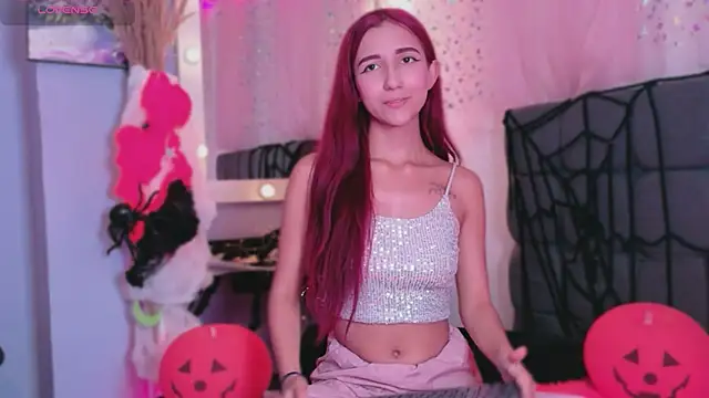 Snapshot of NataliaPrada_s chatting on 20, 10, 2025 NataliaPrada s online show from 20, 10, 2025