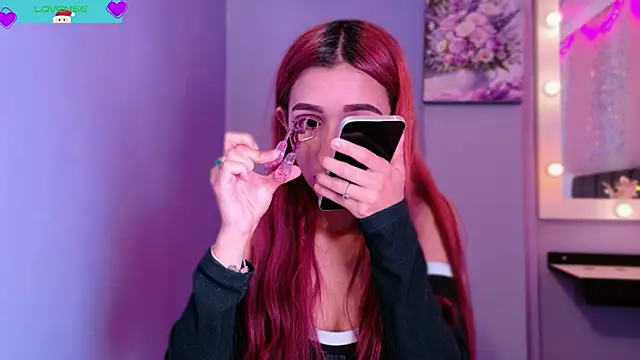 Snapshot of NataliaPrada_s chatting on 15, 12, 2025 NataliaPrada s online show from 15, 12, 2025