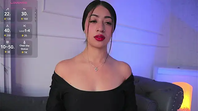 Snapshot of charlotterusso chatting on 19, 9, 2025 charlotterusso online show from 19, 9, 2025