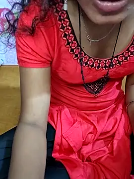 Snapshot of ranisanthutelugu chatting on 8, 10, 2025 ranisanthutelugu online show from 8, 10, 2025