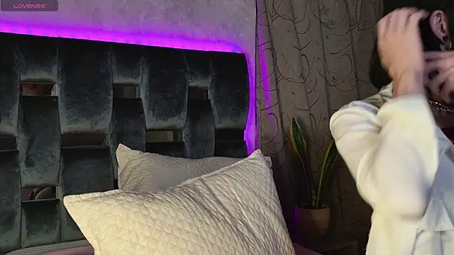 Taurito    online show from 10, 10, 2025