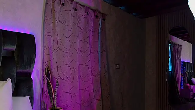 Taurito    online show from 15, 11, 2025