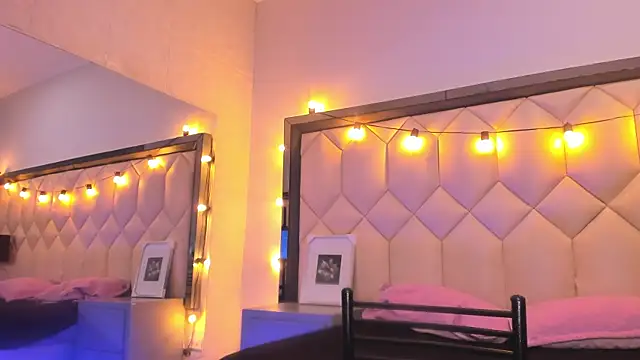 Snapshot of Scarletbigbug chatting on 17, 1, 2026 Scarletbigbug online show from 17, 1, 2026