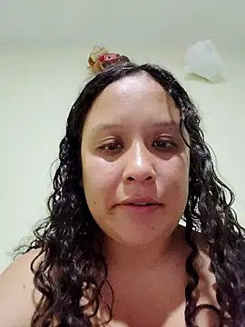 Snapshot of You-sexy-starr chatting on 18, 11, 2025 You-sexy-starr online show from 18, 11, 2025