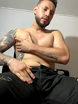 Snapshot of DIMITRI_MASTEER chatting on 3, 10, 2025 DIMITRI MASTEER online show from 3, 10, 2025