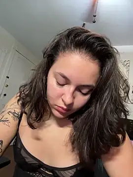 babykalirose online show from 20, 5, 2026