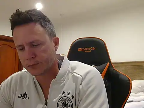 TroyDieselXXX online show from 9, 4, 2026