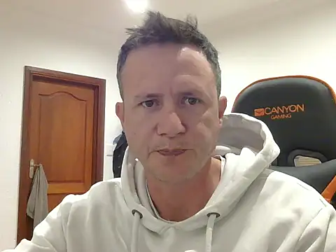 TroyDieselXXX online show from 11, 5, 2026