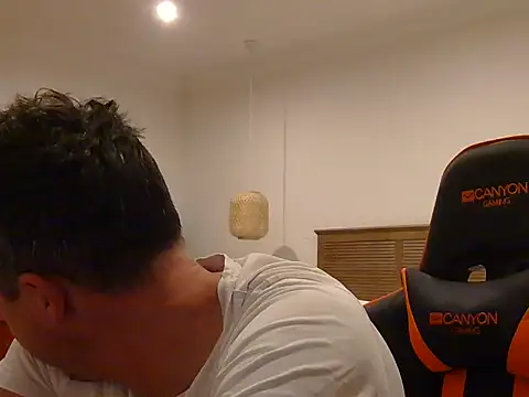 TroyDieselXXX online show from 26, 5, 2026