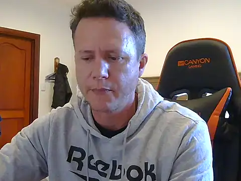 TroyDieselXXX online show from 27, 5, 2026
