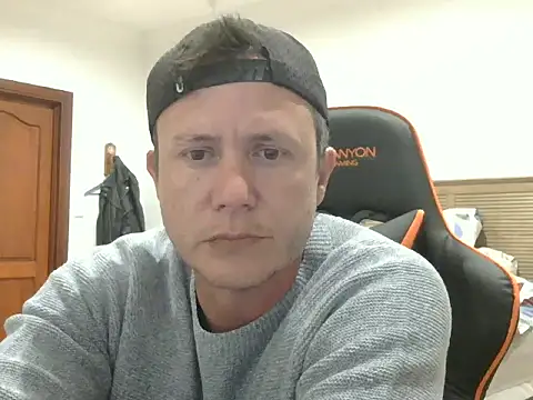TroyDieselXXX online show from 30, 6, 2026