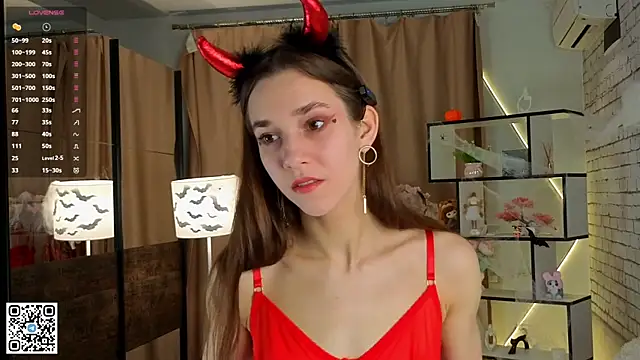 PetraHambelton online show from 1, 11, 2025