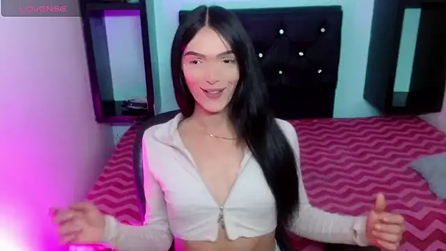 Snapshot of x_isabella_x chatting on 17, 5, 2026 x isabella x online show from 17, 5, 2026