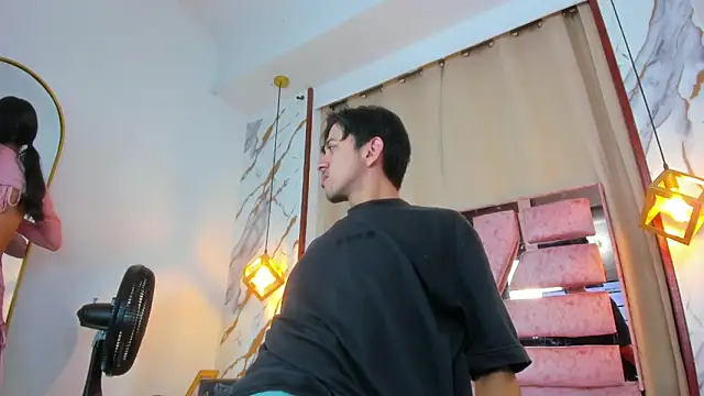 Snapshot of kameron_and_Nick chatting on 11, 10, 2025 kameron and Nick online show from 11, 10, 2025