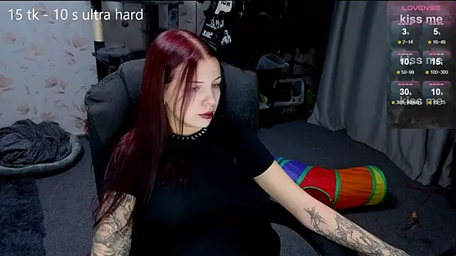 Snapshot of lera_smith chatting on 19, 10, 2025 lera smith online show from 19, 10, 2025