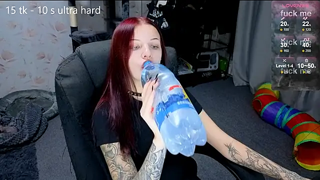 Snapshot of lera_smith chatting on 21, 10, 2025 lera smith online show from 21, 10, 2025