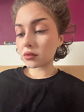 Snapshot of KellyKeler chatting on 25, 2, 2026 KellyKeler online show from 25, 2, 2026