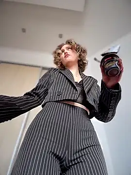 Snapshot of KellyKeler chatting on 27, 3, 2026 KellyKeler online show from 27, 3, 2026