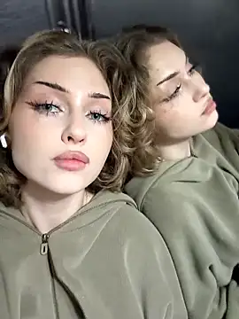 Snapshot of KellyKeler chatting on 3, 4, 2026 KellyKeler online show from 3, 4, 2026