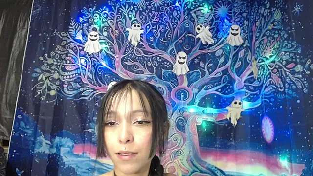 Snapshot of Zafira_Mayeers chatting on 21, 10, 2025 Zafira Mayeers online show from 21, 10, 2025