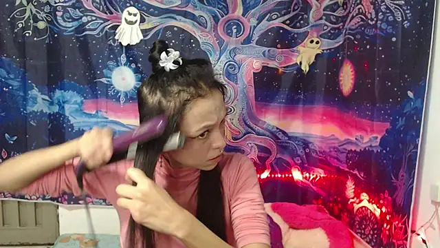 Snapshot of Zafira_Mayeers chatting on 27, 10, 2025 Zafira Mayeers online show from 27, 10, 2025