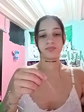 Snapshot of Arii_collins1 chatting on 24, 9, 2025 Arii collins1 online show from 24, 9, 2025