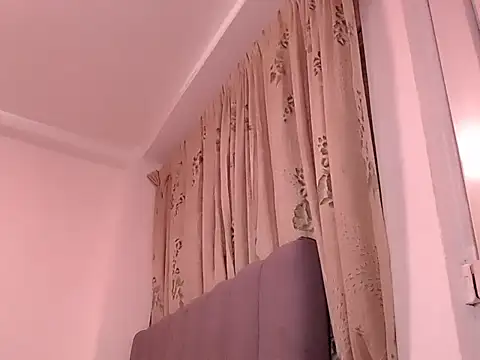 Snapshot of saara_johnson496 chatting on 13, 4, 2026 saara johnson496 online show from 13, 4, 2026