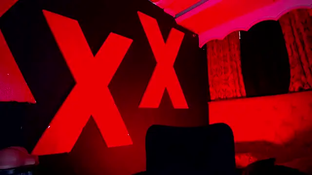 Snapshot of abrilbigcock chatting on 25, 3, 2026 abrilbigcock online show from 25, 3, 2026