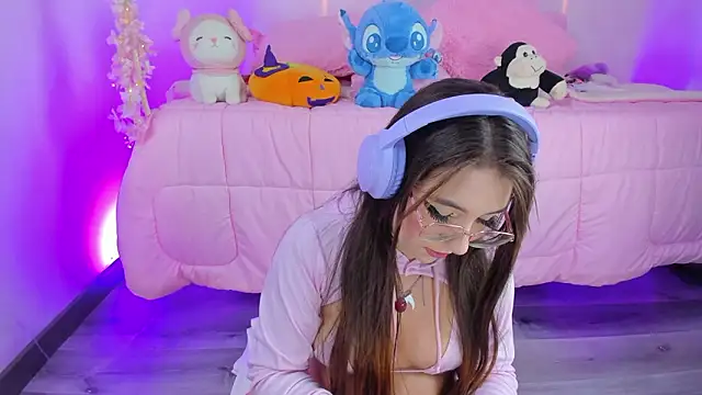 hannacutegod online show from 13, 3, 2026