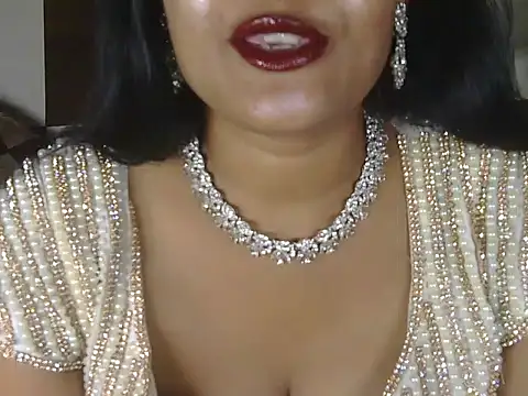 Snapshot of hotee_bhabi chatting on 20, 7, 2026 hotee bhabi online show from 20, 7, 2026