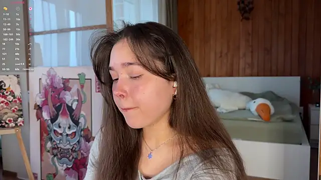 Snapshot of PlumyBun chatting on 13, 4, 2026 PlumyBun online show from 13, 4, 2026