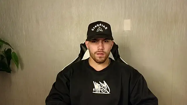 Snapshot of Ades_Lowe chatting on 14, 10, 2025 Ades Lowe online show from 14, 10, 2025