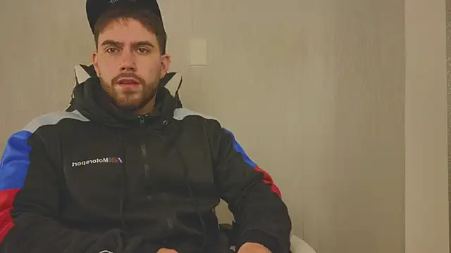 Snapshot of Ades_Lowe chatting on 29, 10, 2025 Ades Lowe online show from 29, 10, 2025