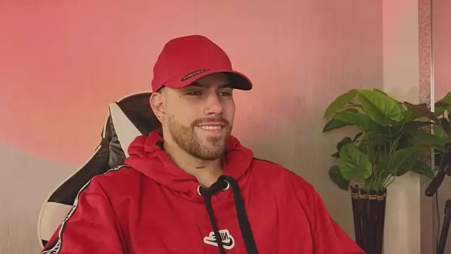 Snapshot of Ades_Lowe chatting on 2, 12, 2025 Ades Lowe online show from 2, 12, 2025