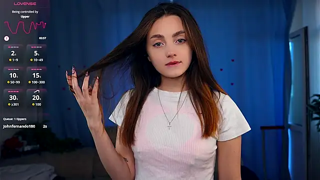 LoraDavi online show from 10, 9, 2025