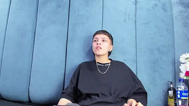 Megan Thompson  online show from 21, 2, 2026