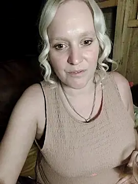 Bouncy-Bella28X online show from 13, 9, 2025