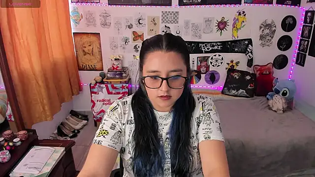 Snapshot of Cherry_blush_ chatting on 15, 3, 2026 Cherry blush online show from 15, 3, 2026